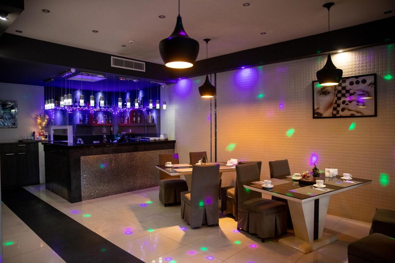 Hotel Orion Tbilisi Buitenkant foto