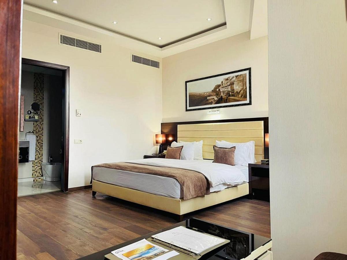 Hotel Orion Tbilisi Buitenkant foto