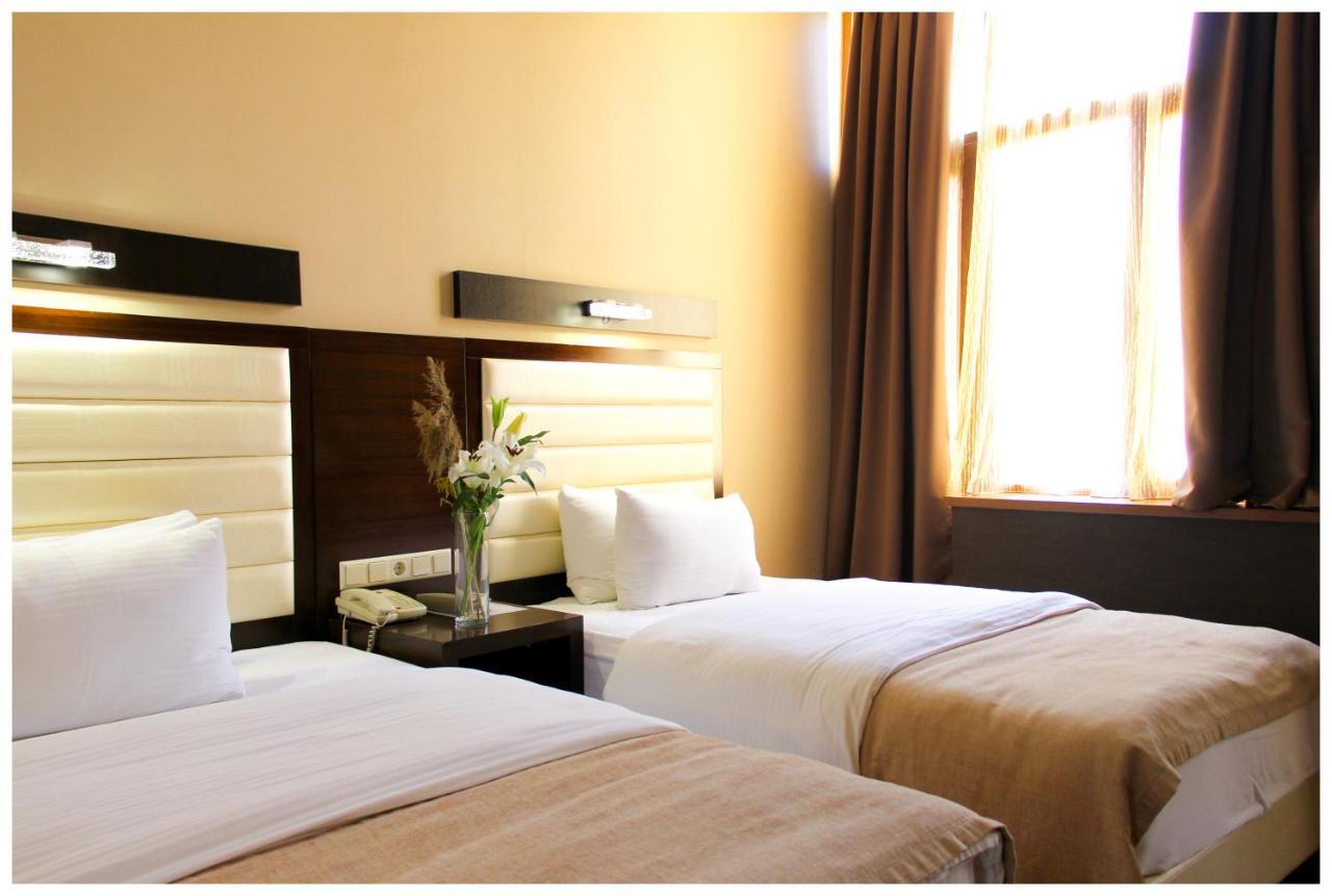 Hotel Orion Tbilisi Buitenkant foto